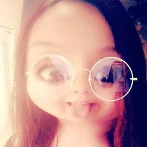 Meet your Posher, Trini